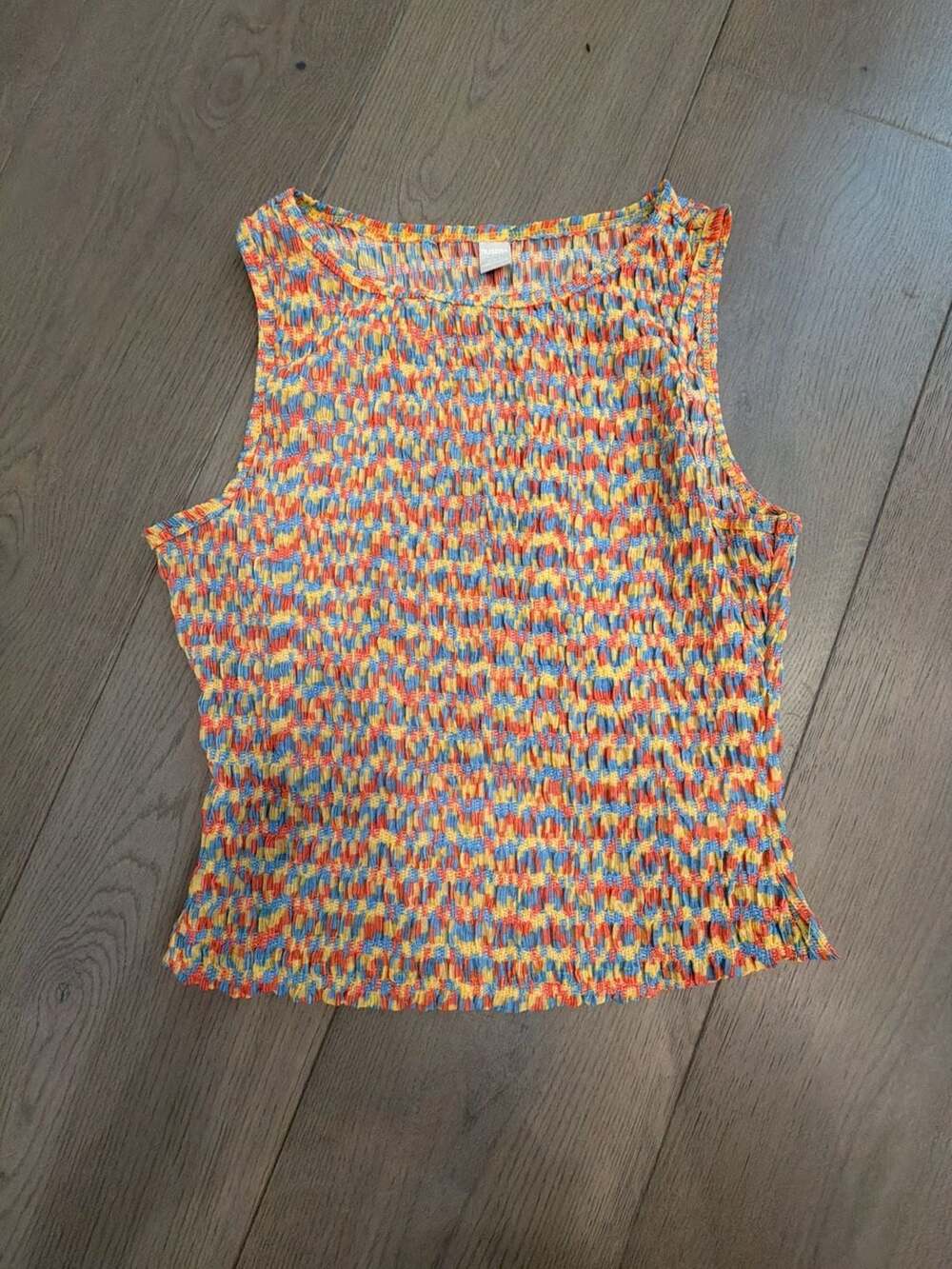 Musera Multi-Color Crinkle Texture Sleeveless Tank Top